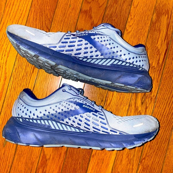 Brooks Other - Men’s Brooks Adrenaline 21 Running Shoes Size 11